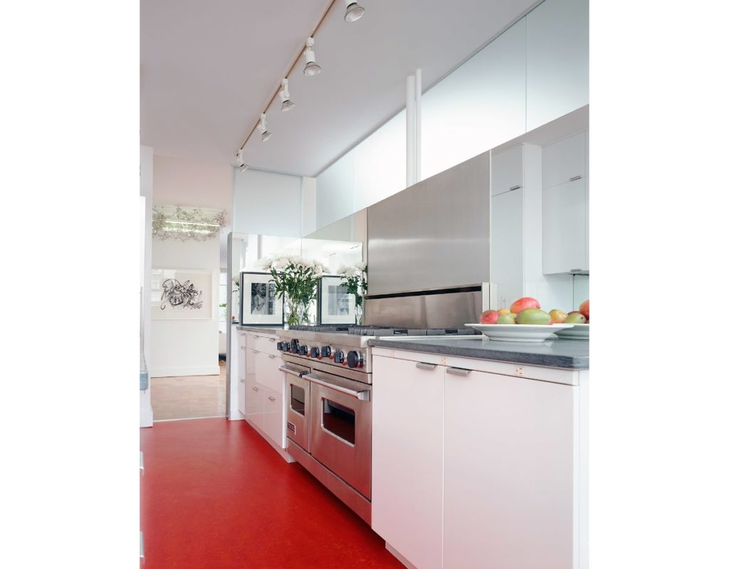 Greenwich Village Apartment, Kitchen by Delson or Sherman Architects PC