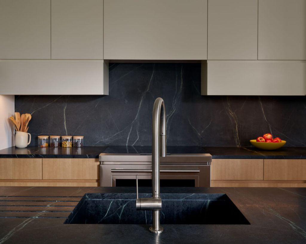 Riverside Drive Apartment - Kitchen with integral soapstone sink